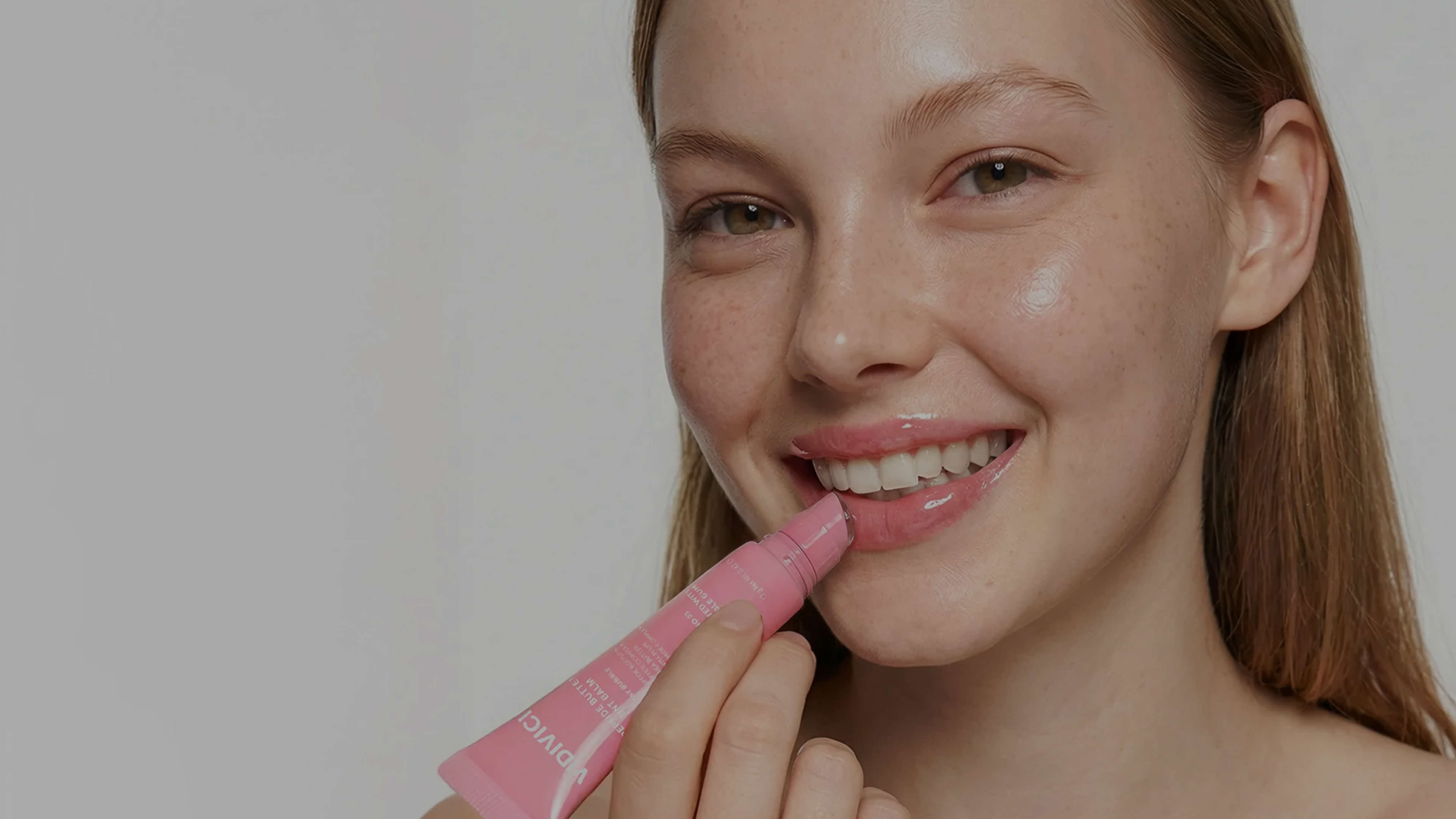 VIDIVICI 제품을 들고있는 이미지